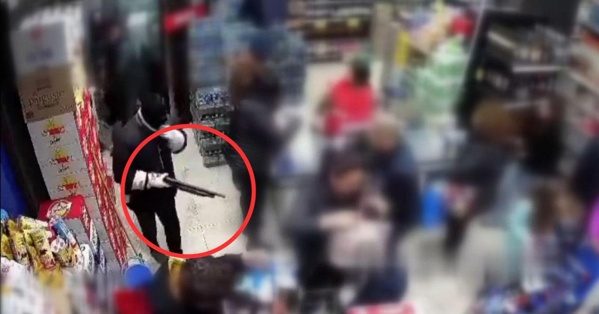 fucile-e-volto-coperto-il-video-della-rapina-al-supermercato-di-grottaglie