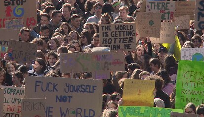 Anche a Trento in migliaia per chiedere un pianeta più sano