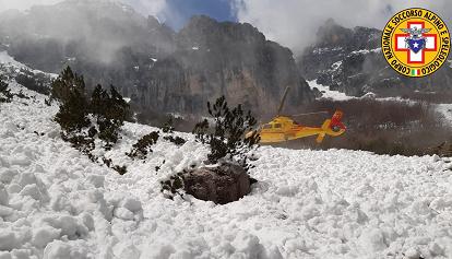 Valanga sulle piccole Dolomiti: recuperato uno scialpinista vicentino