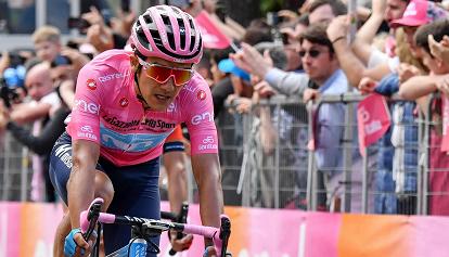 Carapaz festigt Führung beim Giro d‘ Italia