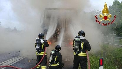 Vigili del Fuoco: a Udine aumentano gli interventi per incendi 