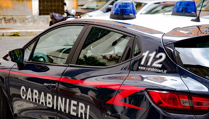 Mago della truffa arrestato a Udine davanti alla scuola del figlio