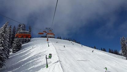 Land will Skigebiete auch bei oranger Zone offen halten