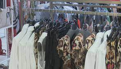 Trento, ruba in un negozio di abbigliamento: arrestato 22enne roveretano