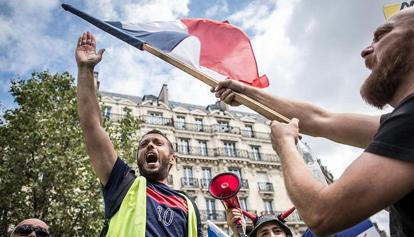 V Franciji znova demonstracije proti proticovidni politiki