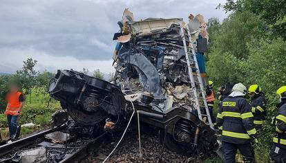 Tschechien: Züge prallen aufeinander - Zwei Tote und viele Verletzte