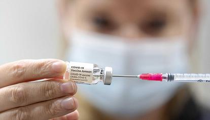 Vaccini: 30 mila dosi in due giorni. Si ripete anche il prossimo week end