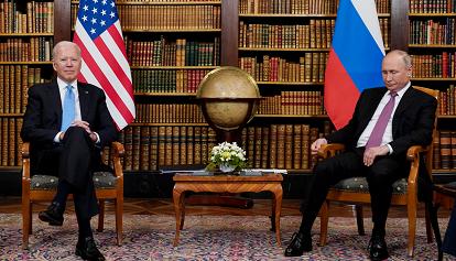 Ucraina, colloquio telefonico tra Joe Biden e Vladimir Putin