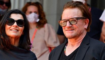 Bono: "Non mi piace il nome della band e mi imbarazza la mia voce nelle nostre prime canzoni"