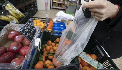 Alimenti, oltre l'80% degli italiani sceglie prodotti a km 0