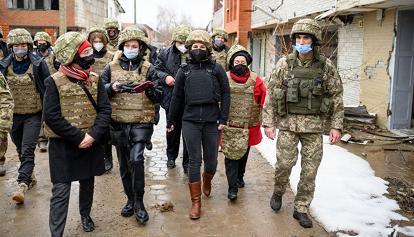  Berlino, Ue aumenterà aiuti armi a Kiev