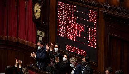 Legge su fine vita avanti alla Camera: respinti gli emendamenti soppressivi di Forza Italia e Lega