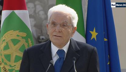 Mattarella: "L'Europa rischia di precipitare in un vortice di conflitti, gli italiani saranno uniti"