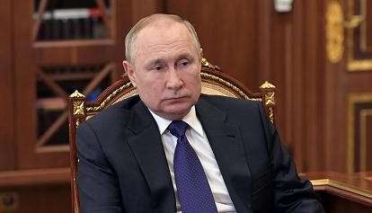 Il bavaglio di Putin sull'informazione: legge contro le fake news sull'esercito