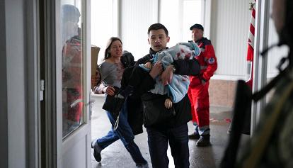 La morte del piccolo Kirill e il dilemma delle foto di questa guerra