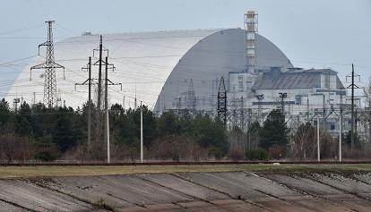 Ucraina, il New York Times: "Putin pianifica un attacco alla centrale di Chernobyl"