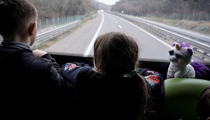"Due milioni di bambini in fuga dall'Ucraina". UE: sono a rischio di traffico illegale di minori