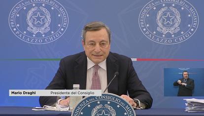 Draghi: taglio delle accise per 25 centesimi sulla benzina e il diesel fino al 30 aprile