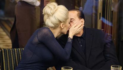 Oggi sposi: il "matrimonio simbolico" di Silvio Berlusconi e Marta Fascina