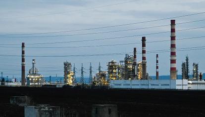 Gazprom taglia il 40% di gas alla Germania, volano i prezzi. Berlino: "Per ora nessun problema"