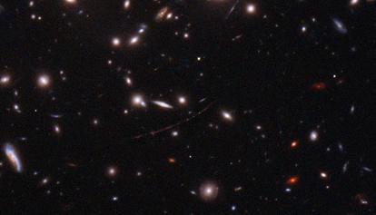 Hubble fotografa Earendel, la singola stella più lontana mai osservata