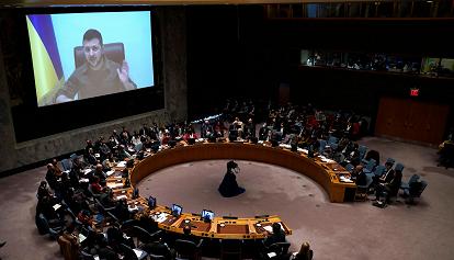 Zelensky al Consiglio di sicurezza dell'Onu chiede un processo come quello di Norimberga per Putin