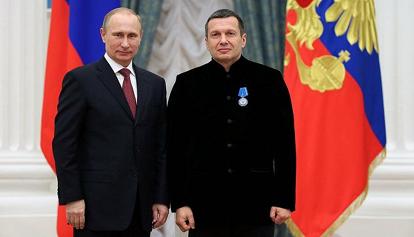 Mentre Putin firma lo stop al trattato Start, Solovyev inveisce contro l'Italia: "Bastardi tremate"