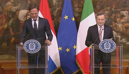 Draghi incontra il premier Rutte: "Italia e Olanda unite sull'Ucraina, luce sui crimini di guerra"