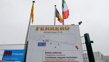 Salmonella, Ferrero chiude lo stabilimento belga e ritira i prodotti