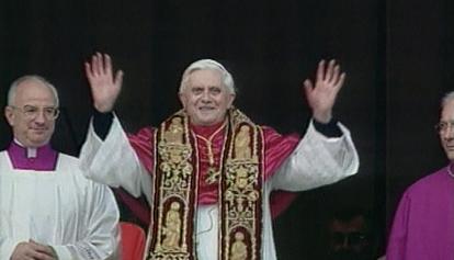 Baviera, Benedetto XVI "disposto a testimoniare" in un processo su un prete accusato di pedofilia
