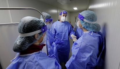 La Regione promette l'assunzione di oltre 1100 infermieri ed Oss con contratto Covid