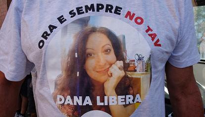 Dana Lauriola, portavoce del movimento No Tav, è tornata libera