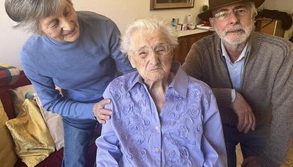 Addio alla 'nonna d'Italia' Angela Tiraboschi, aveva 112 anni