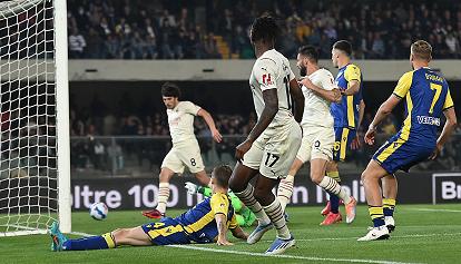 Il Milan non si ferma: vince a Verona 1-3 e torna a +2 sull'Inter