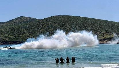 Esercitazioni militari, Nato, spiagge, ambiente: che succede in Sardegna?