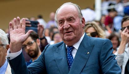 Spagna, torna a casa dopo due anni di esilio l'ex re Juan Carlos