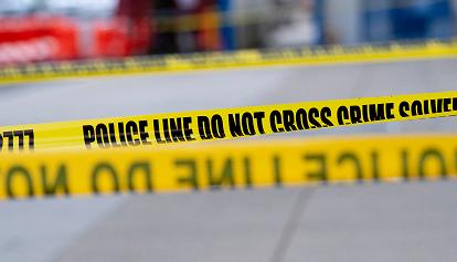 Donna armata uccide un uomo che sparava sulla folla a Charleston