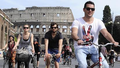 Sempre più italiani scelgono la bicicletta come mezzo di trasporto favorito