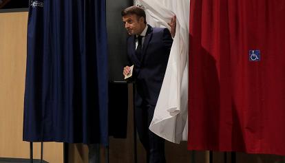 Francia, i Républicains non faranno "la stampella" di Macron
