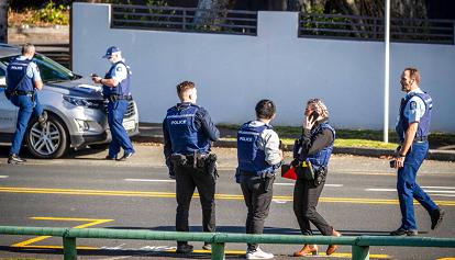 Auckland, quattro persone ferite in un assalto con coltello. Ferito anche l'aggressore, poi fermato
