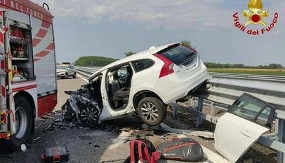 Auto contromano sull'autostrada Milano/Genova: due morti e tre feriti