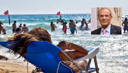 In spiaggia al sole senza paura: ecco i consigli per prevenire i tumori cutanei e i melanomi