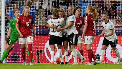 La Germania batte 4-0 la Danimarca che l'aveva eliminata agli ultimi Europei