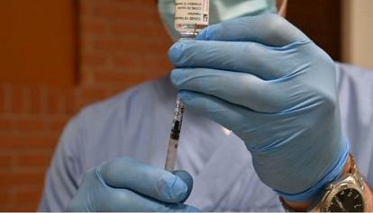 Finte vaccinazioni, a Ferrara primi patteggiamenti