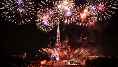 Francia: un bambino di 7 anni e la sorella di 24 morti mentre ammiravano i fuochi d'artificio