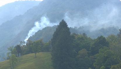 Fiamme in Slovenia: 350 persone evacuate in provincia di Gorizia per previsioni vento forte