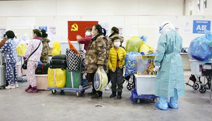 Covid-19, torna il lockdown a Wuhan: restrizioni per 1 milione di persone dopo 4 casi di contagio