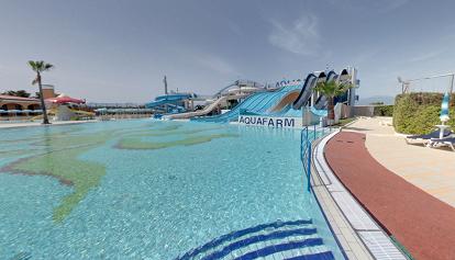 Salerno: 12enne si lancia in piscina su uno scivolo e muore in un parco acquatico
