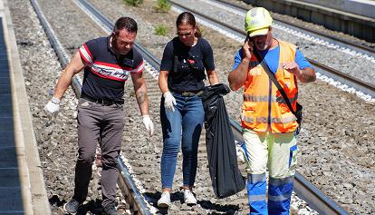 Erano due sorelle di 15 e 17 anni le due ragazze morte investite da un treno a Riccione