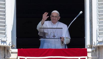 Papa Francesco all’Angelus: “Misericordia per il popolo ucraino”